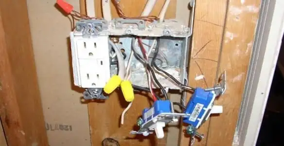 gfci circuits service wiring and upgrading electrical outlets with ground fault protection in Scottsdale, AZ