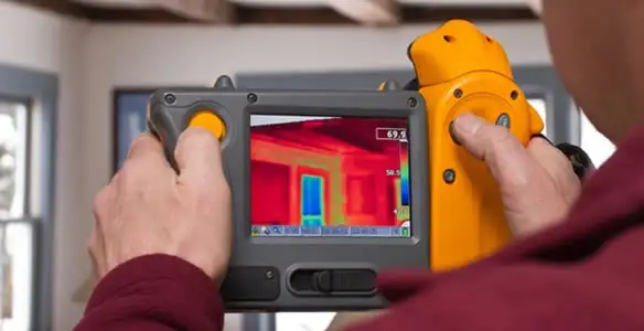 home energy audit service capturing thermal readings to analyze insulation and electrical efficiency in Scottsdale, AZ